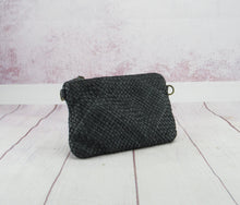 Load image into Gallery viewer, Borsa Lara Trasversale in morbita pelle intrecciata
