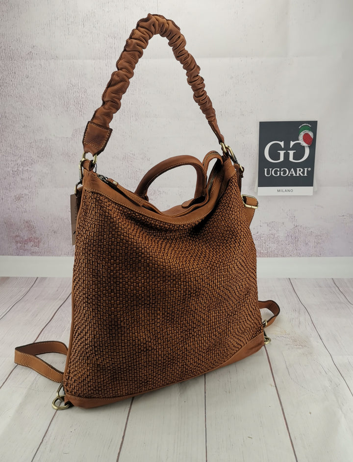 Khatrin bag and backpack in garment-dyed woven leather 