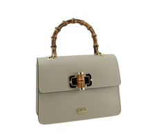 Load image into Gallery viewer, Borsa a Mano misura media pelle liscia manico in bambu
