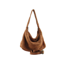 Load image into Gallery viewer, sacca mary in pelle intrecciata  tinto in capo ( lavato ) sconto 20% al check out
