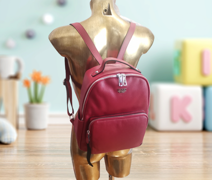 Vittoria Backpack in dollar grain leather