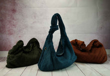 Load image into Gallery viewer, sacca in pelle intrecciata  tinto in capo ( lavato ) sconto 20% al check out

